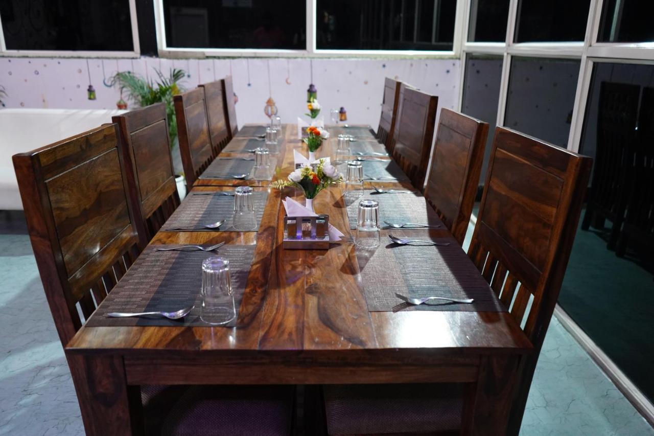 The Dwelling Paradise Hotel Greater Noida Exterior photo