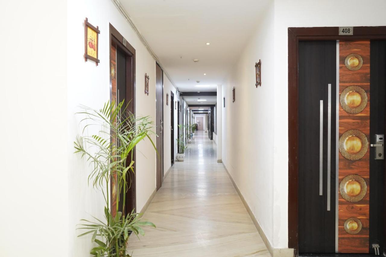 The Dwelling Paradise Hotel Greater Noida Exterior photo