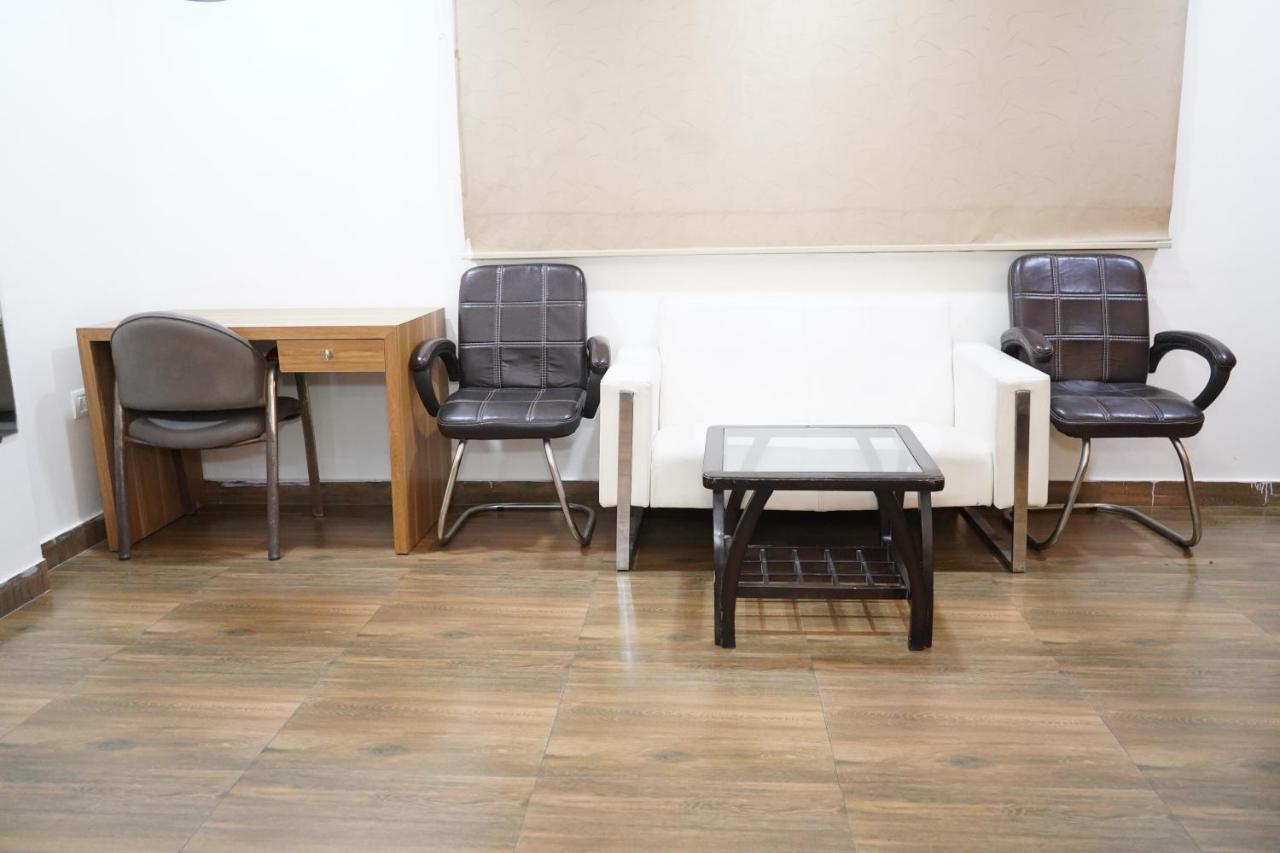 The Dwelling Paradise Hotel Greater Noida Exterior photo